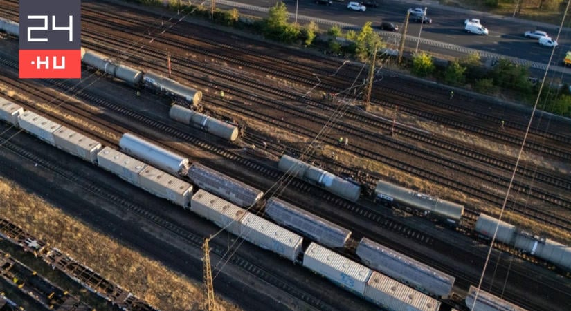 Jelentős késésekre kell számítani több vonalon a Budapesten felborult teherkocsik miatt