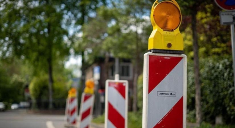 Figyelem, autósok! Lezárnak egy forgalmas utcát ebben a vasi városban