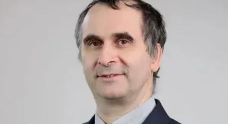 Kiszámíthatóságra, modernizált akadémiai keretekre van szükség