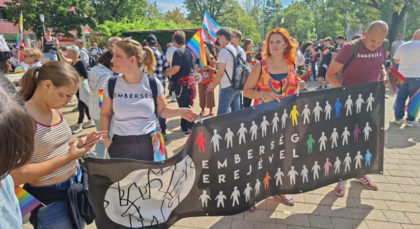 Több száz résztvevő, öt kilométeres menet – ilyen volt a VI. Pécs Pride (GALÉRIA)