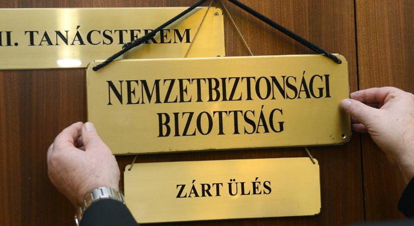2051-ig titkosították a nemzetbiztonsági bizottság ülését, Szijjártó Pétert is meghallgatnák