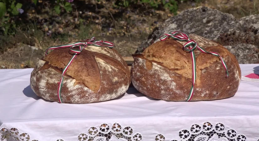 Méltó megemlékezés Kőröshegyen
