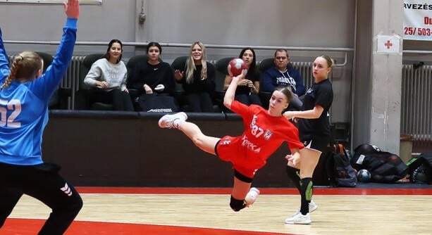 Egy győzelem, egy vereség az utánpótlás bajnokságban