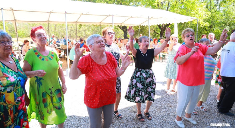 Dínom-dánom a Kalandparkban – remekelt a Hagyd otthon az unokád! (galériával)