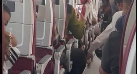 Rémálom a repülőn: 90 métert zuhant a levegőben egy indiai utasszállító
