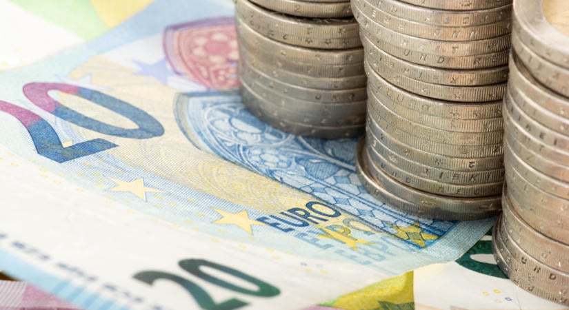 Hatalmas változás kapujában az európai pénzrendszer: már tesztelik a készpénz új utódját