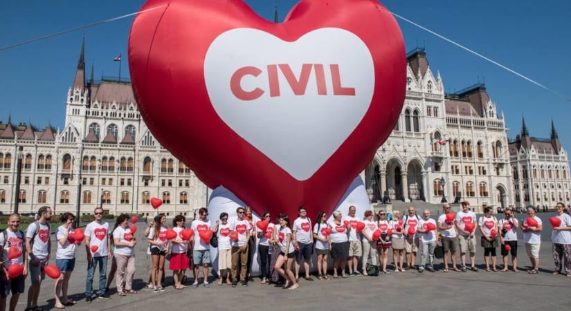 Most lesz jó figyelnie a civil szervezeteknek