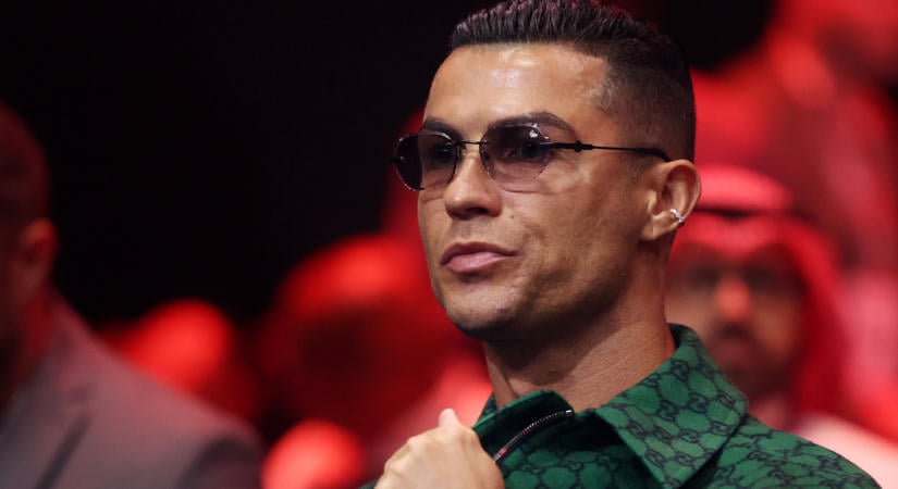 Cristiano Ronaldo első sportolóként túl a kétmilliárd dolláron