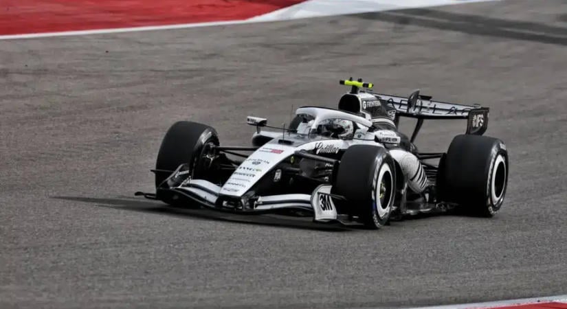 Egy teljesen váratlan pilóta lehet végül befutó a Cadillac-nél
