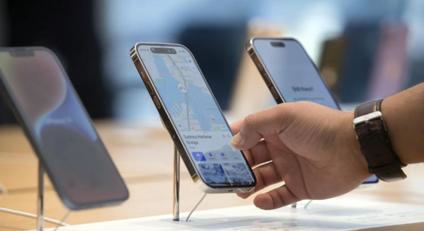 Tim Cook: akkora a kereslet, hogy az Apple nem tud elég készüléket gyártani