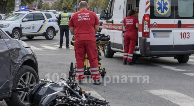 Motorost ütött el egy autó Kárpátalján, megsérült egy 69 éves férfi