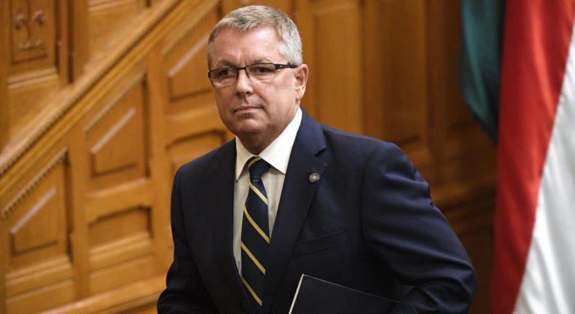 Matolcsy György fia ellen adtak ki elfogatóparancsot