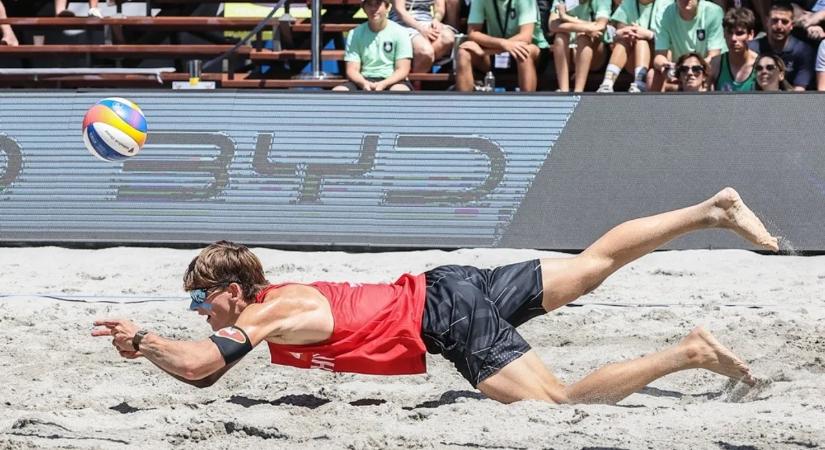 Nagy csatában kikapott és nem jutott be a strandröplabda Nemzetek Kupája elődöntőjébe a magyar férfiválogatott