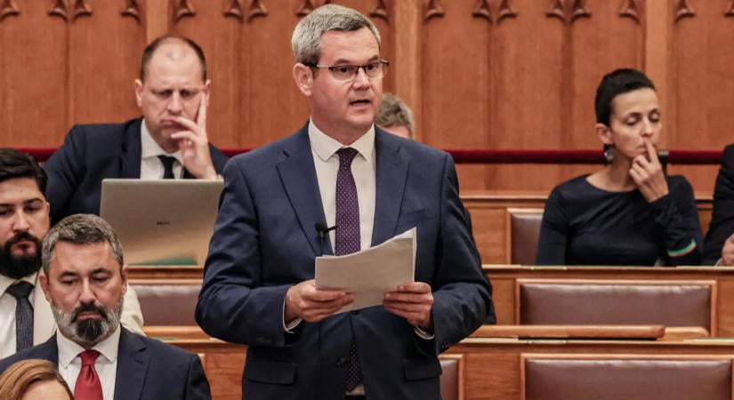 Megrovást és egymilliós bírságot kapott Takács Péter az orvosetikai bizottságtól