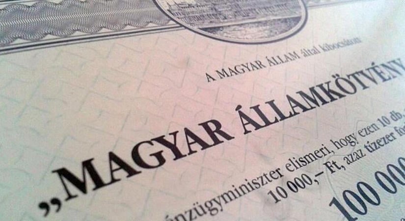 Itt a befektetők első ítélete a költségvetésről? Nem kellettek a hosszabb lejáratú magyar állampapírok