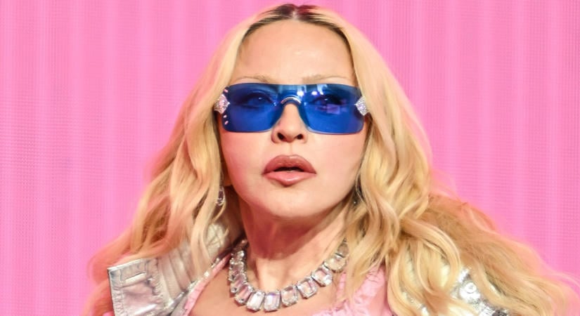Madonna 26 éves fiával, Rocco Ritchie-vel jelent meg: a szettje mindenkit meglepett