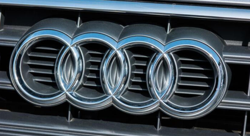 Álhír lehetett a győri Audi bezárása