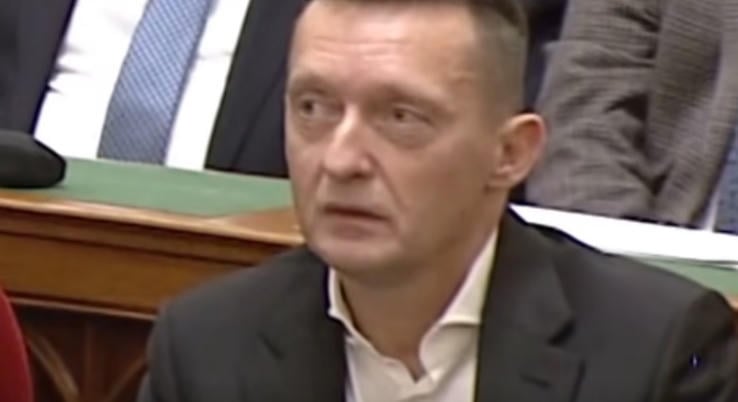 Nyomozást indított a rendőrség a Rogán-féle letelepedési kötvény-biznisz ügyében