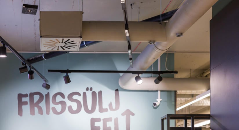 A belső térhez illeszkedő légtechnikát kapott az Eleven Center megújult SPAR áruháza