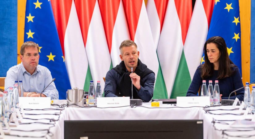 Helyzetjelentést küldött Magyar Péter Erdőbényéről – így állnak a félidőben