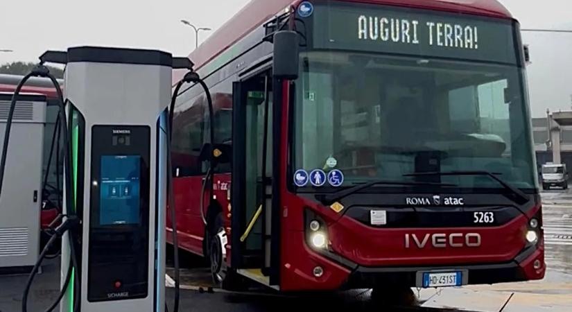 Nem tudnak végigdolgozni egy műszakot az elektromos buszok