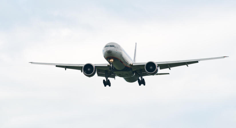 Az új elnöki különgép miatt úszik a veszteségben a Boeing