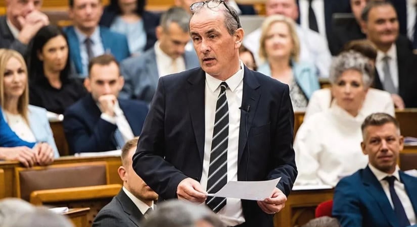 Hegedűs Zsolt: 4,3 milliárd forintot fizetett vissza az államnak a Kőnig Róbert által indított alapítvány