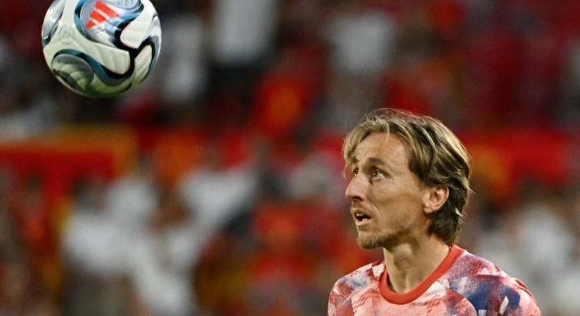 Modric 20 éve válogatott, de most először szégyelli magát