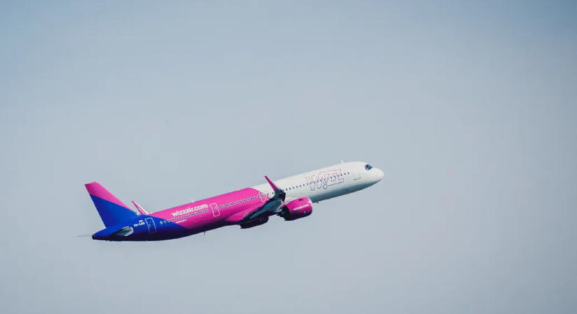 A Wizz Air szívesen átvenné a román állami légitársaság belföldi járatait, a Tarom szerint sértő a felvetés