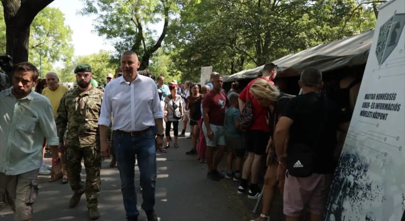 Feljelentést tesz Ruszin-Szendi Romulusz a HM korábbi beszerzései miatt