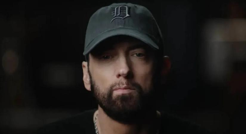 Eszméletlenül találták Eminem volt feleségét, mentő vitte kórházba - videó