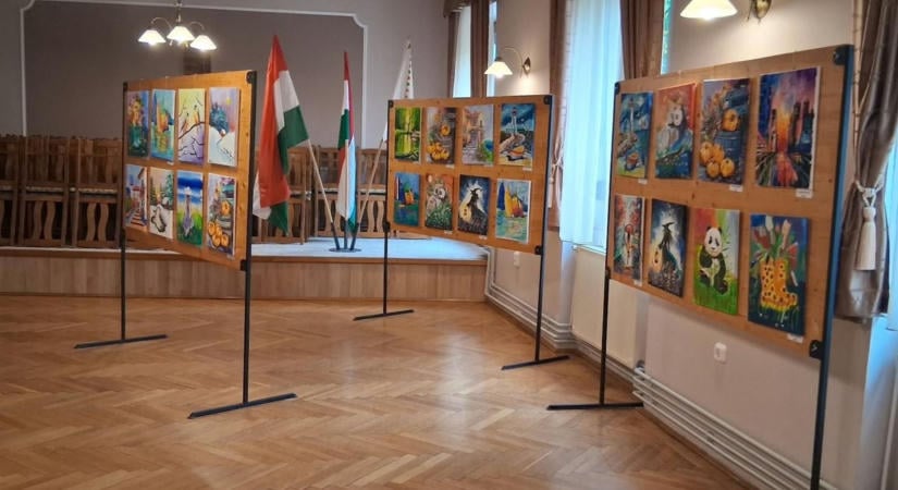 Lelkes amatőrök festménykiállítása nyílik Kajárpécen