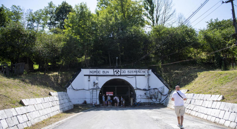 Másodfokú riasztás bevezetését javasolja a Salrom a parajdi sóbánya térségében észlelt földmozgás miatt