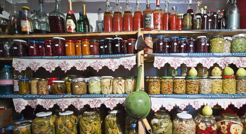 A kamra, a pince és egy kis előrelátás – így éltek takarékosan a nagyszüleink