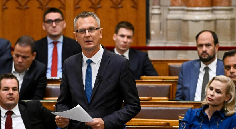 Hároméves felvétellel támadja Lannert Juditot a KDNP: a PDSZ nem hagyja, hogy a tanárokat pajzsként használják