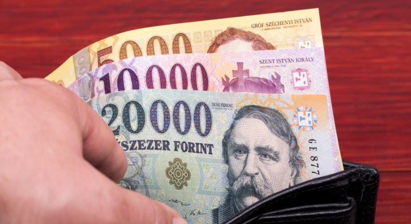 Itt vannak a friss számok: kiderült, mennyit keresnek a magyarok
