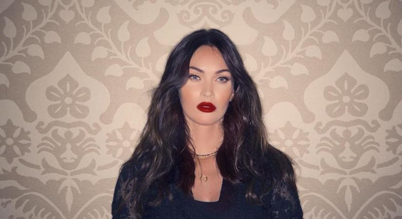 Grammy-díjra jelölték Machine Gun Kellyt, így reagált Megan Fox