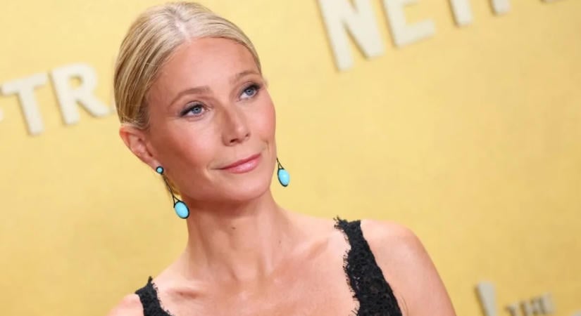Gwyneth Paltrow félmeztelenül pózolt a hűtő előtt - videó