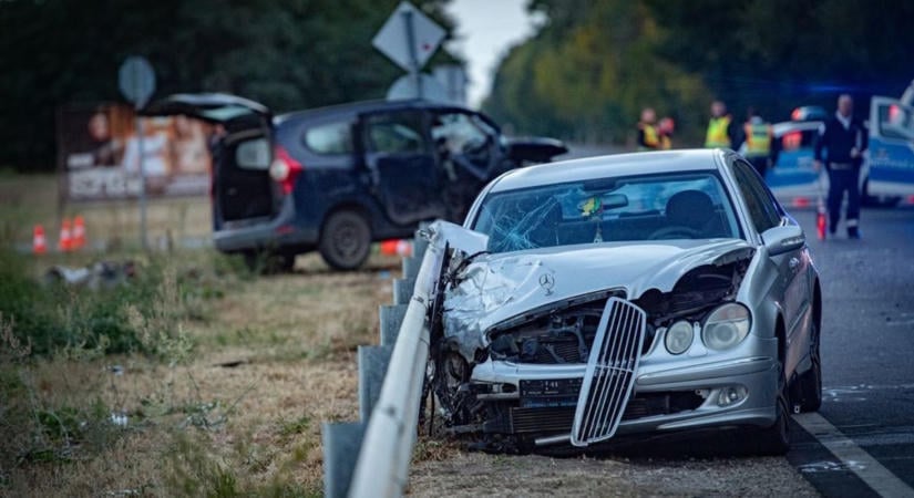 Sorra szedték áldozataikat a hajdú-bihari utak, halálos balesetek sora rázta meg a megyét – fotókkal