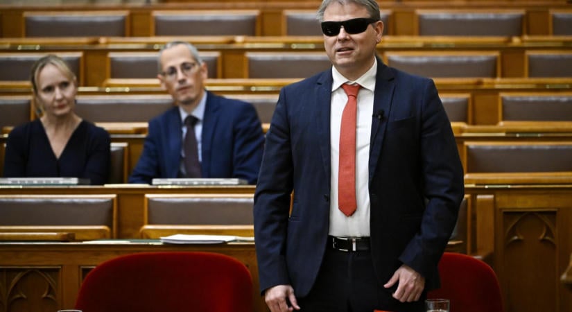 Kátai-Németh Vilmos megszabadult egyik helyettes államtitkárától