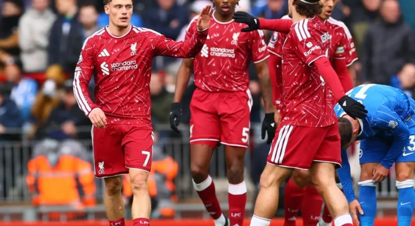 A Liverpool otthon, a Bournemouth Manchesterben győzött
