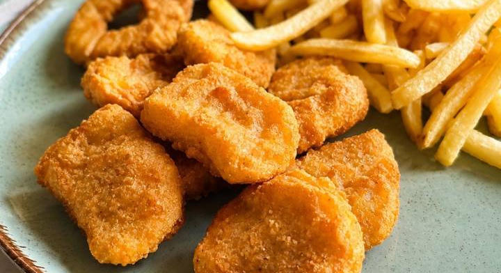 Házi csirkenuggets: kívül ropogós, belül szaftos recept