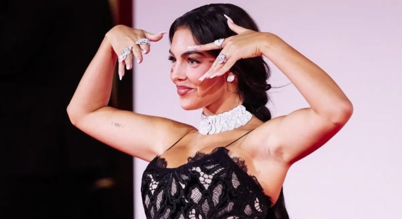 Bikinis fotói miatt támadták Cristiano Ronaldo menyasszonyát, a portugál klasszis is megszólalt
