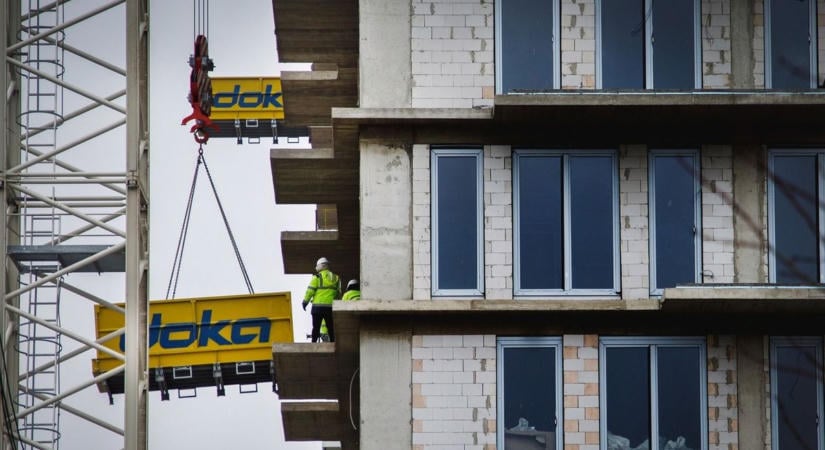 Újépítésű lakások 5 százalékos áfája: ennyi volt, jövőre visszatér a 27 százalék? Itt a Tisza-kormány válasza – nagy változás következik az ősszel az ingatlanpiacon