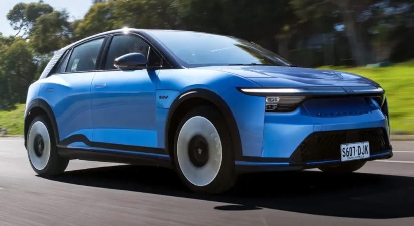 Olyan autót készített a Mitsubishi, ami még a legendás Evóját is zsebre teszi