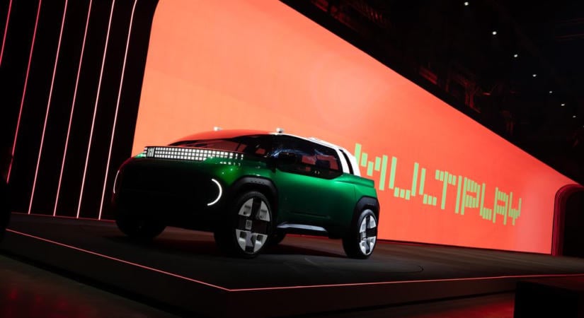 Feltámadt a rút kiskacsa: a Fiat Multipla különcebb, mint valaha – egyszerre három autót is kitesz