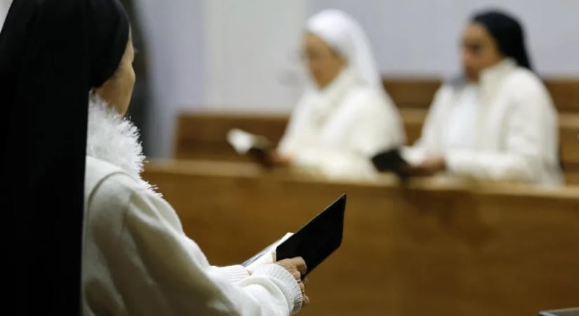 Hetvenkilenc év után bezárt a szabadkai domonkos kolostor