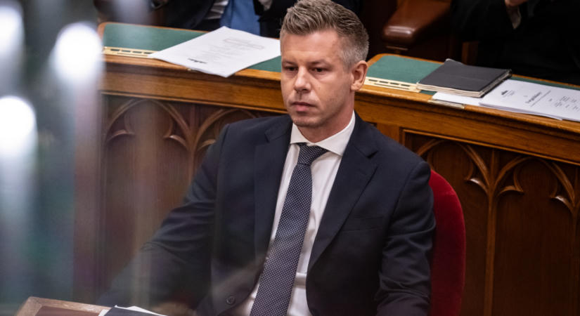 „Uncsi” – Magyar Péter kommentben ment neki a 444-nek, a Telexnek és Török Gábornak