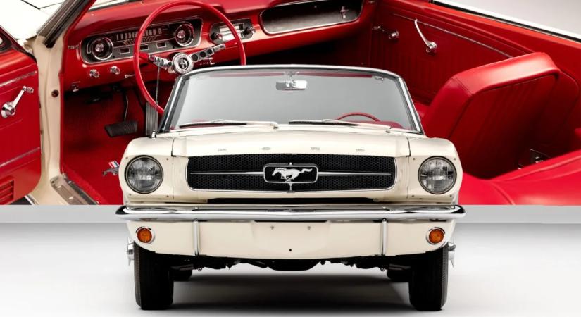Bekerült a történelemkönyvekbe a világ legkülönlegesebb Ford Mustangja