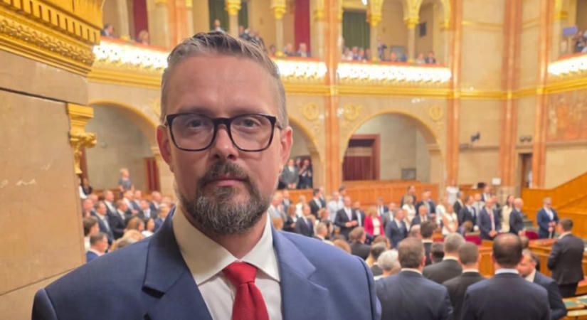 Pásztor Juhászt küldte Baka András ünnepélyes eskütételére